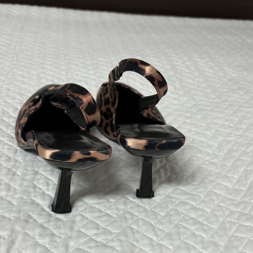 Source Unknown Leopard Print Slingback Heels - image 3